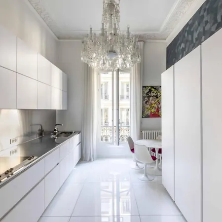 Luxe 16 * Paris