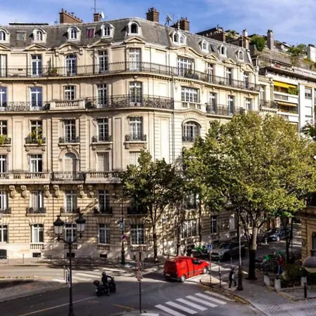 Luxe 16 Paris